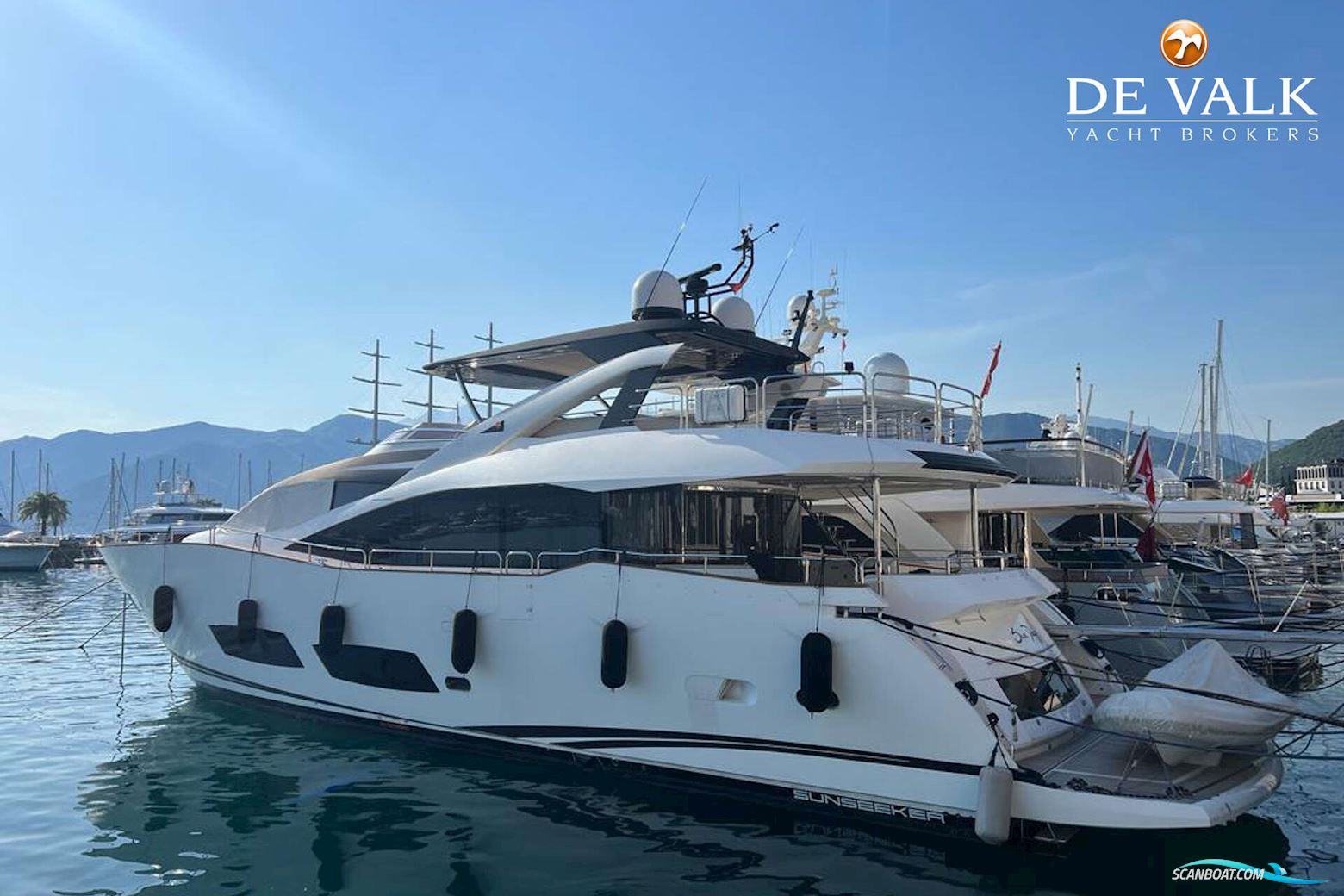 Sunseeker 28 M Yacht