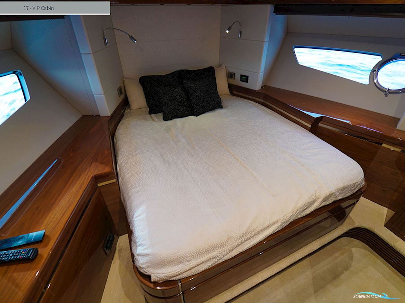 Sunseeker 68 Sport Yacht