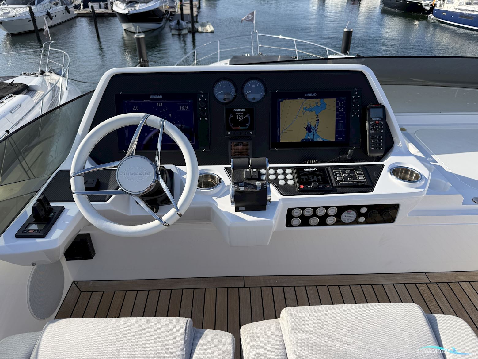Sunseeker 74 Sport Yacht