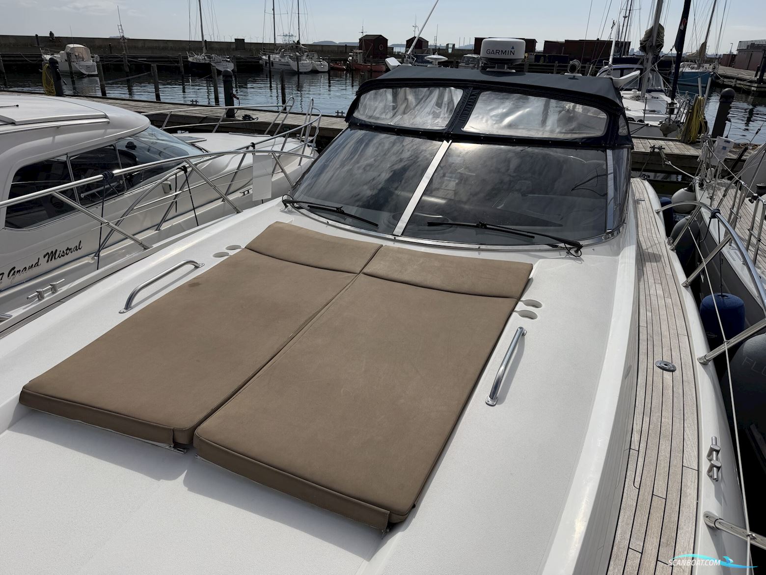 Sunseeker Camargue 44