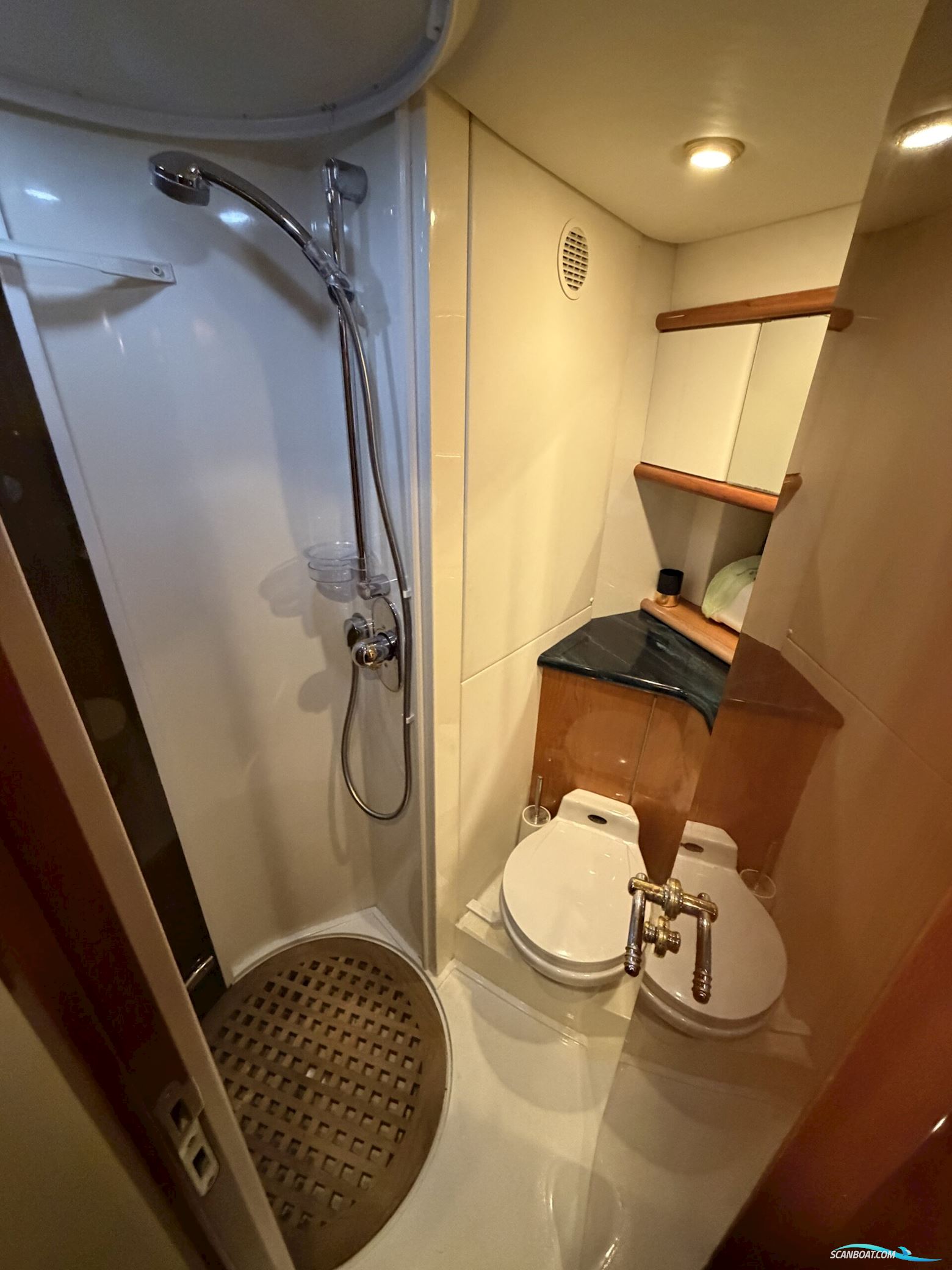 Sunseeker Camargue 44