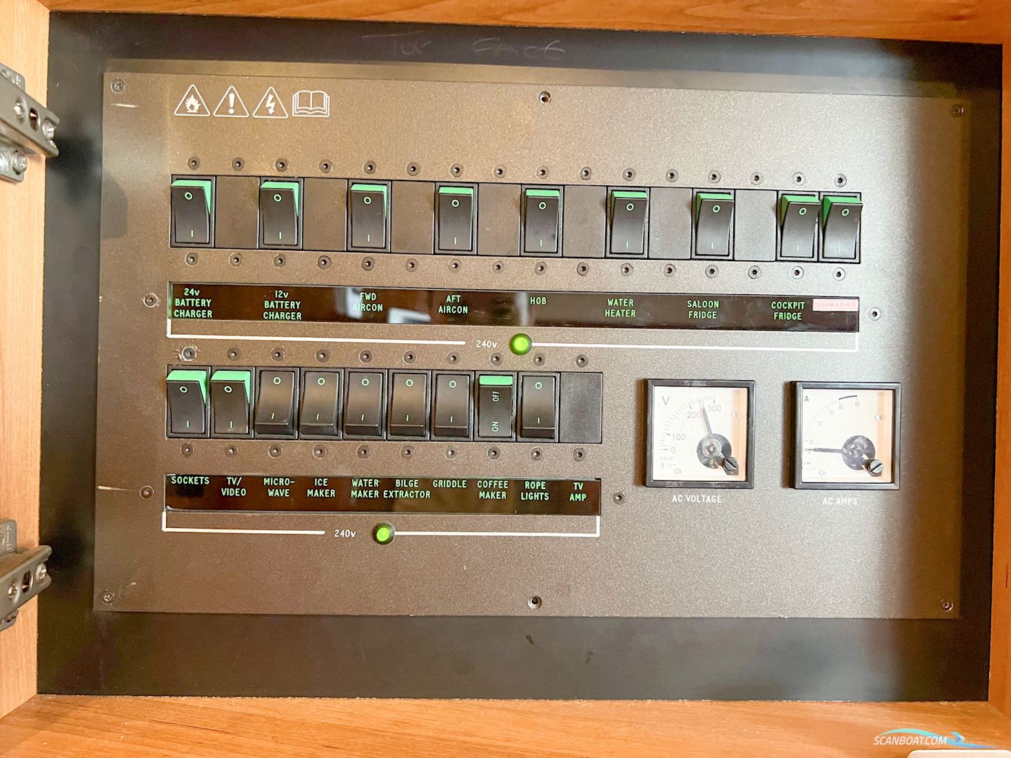 Sunseeker Camargue 50