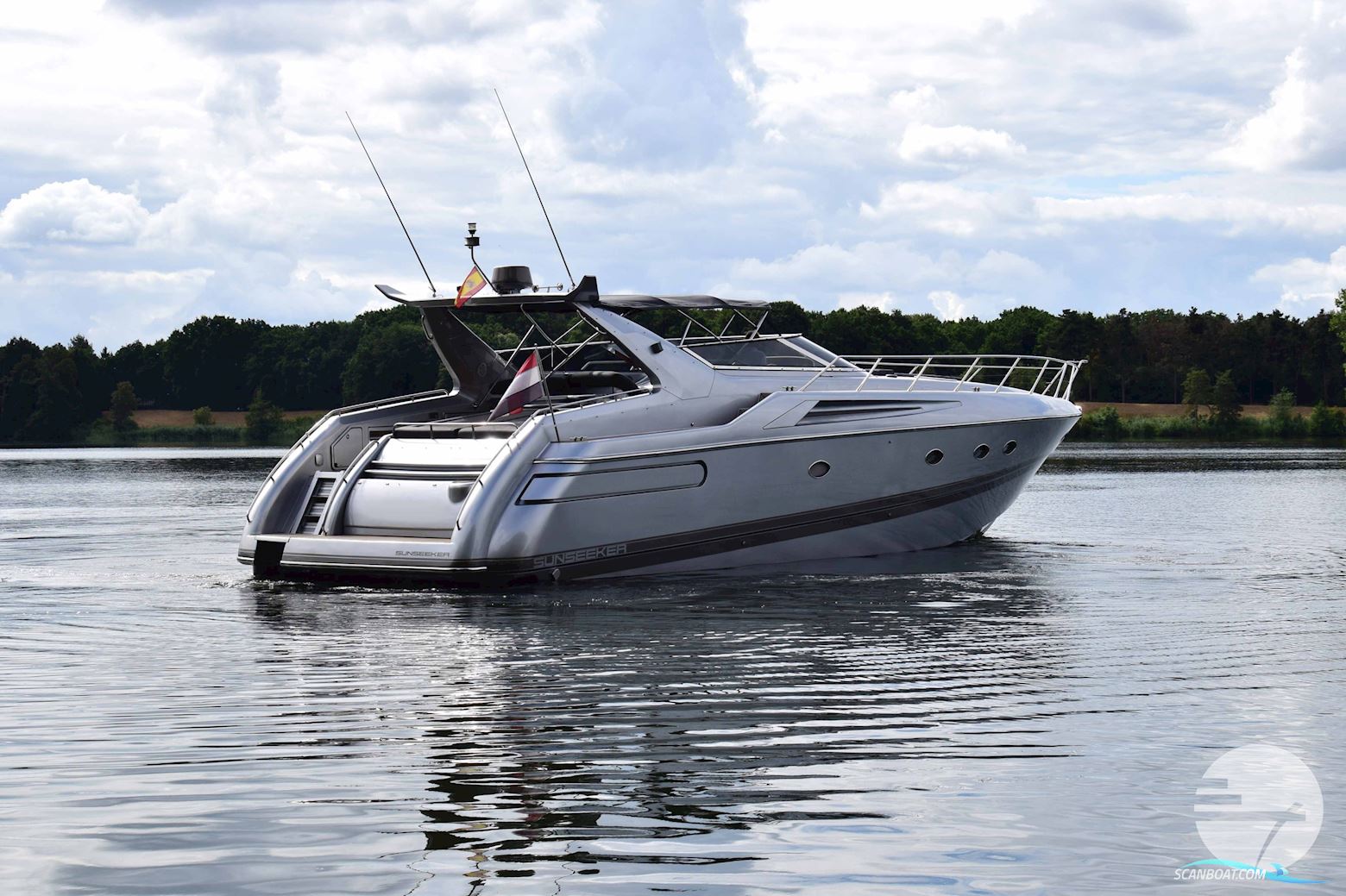 Sunseeker Camargue 55