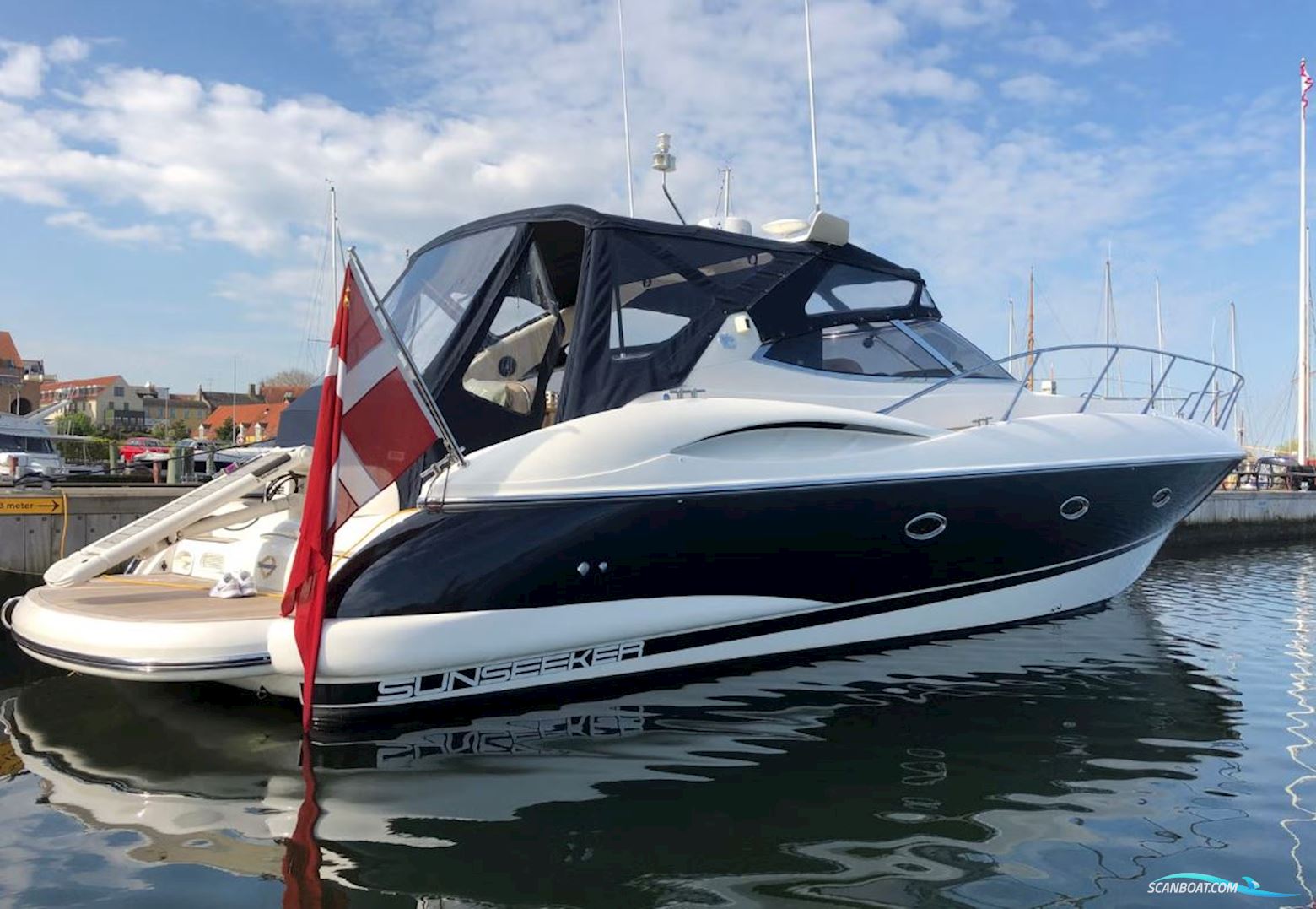 Sunseeker Camarque 44 Motorbåd 2000, med Volvo Penta Tamd 74 Edc motor, Danmark