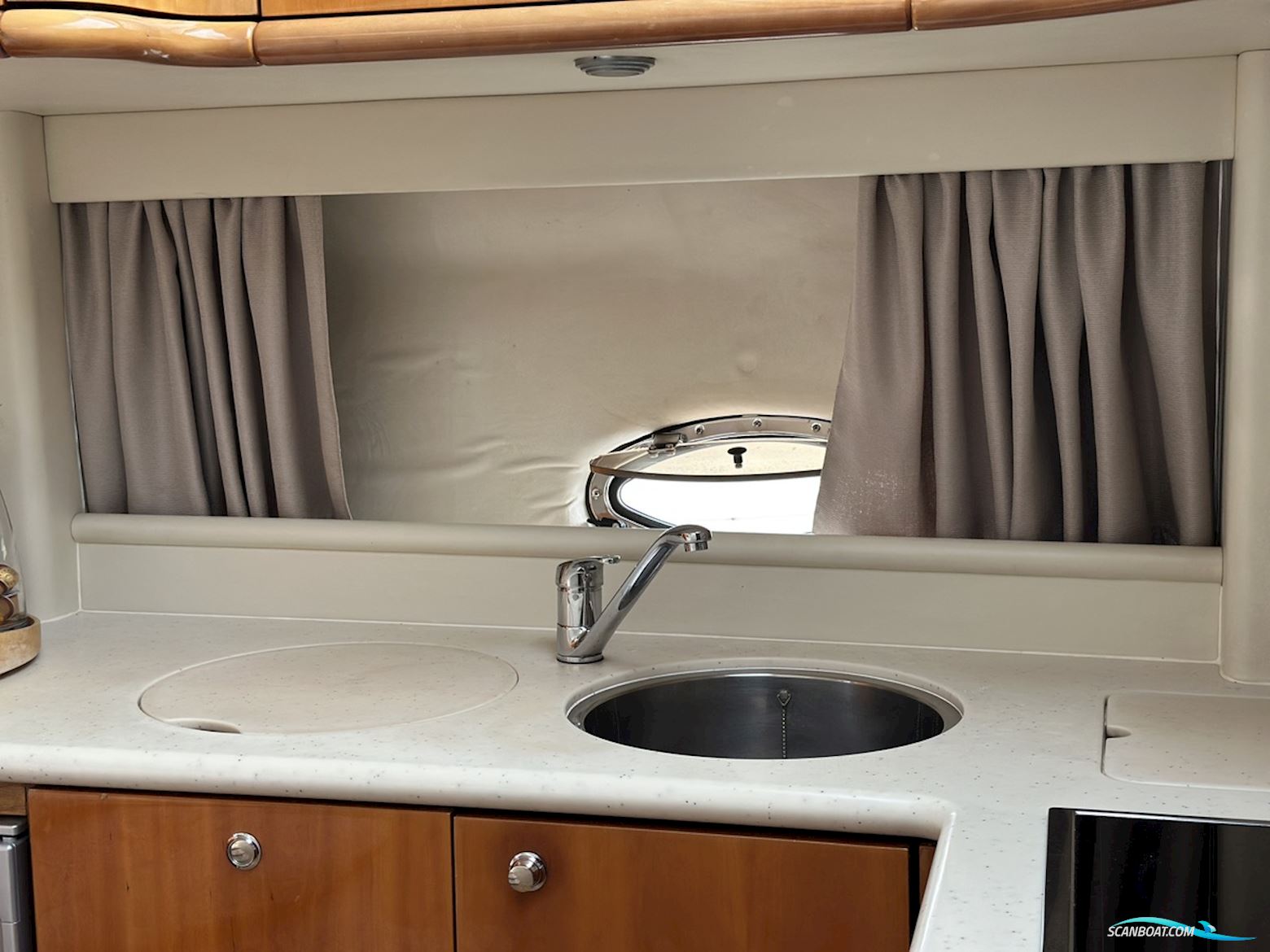 Sunseeker Manhattan 48