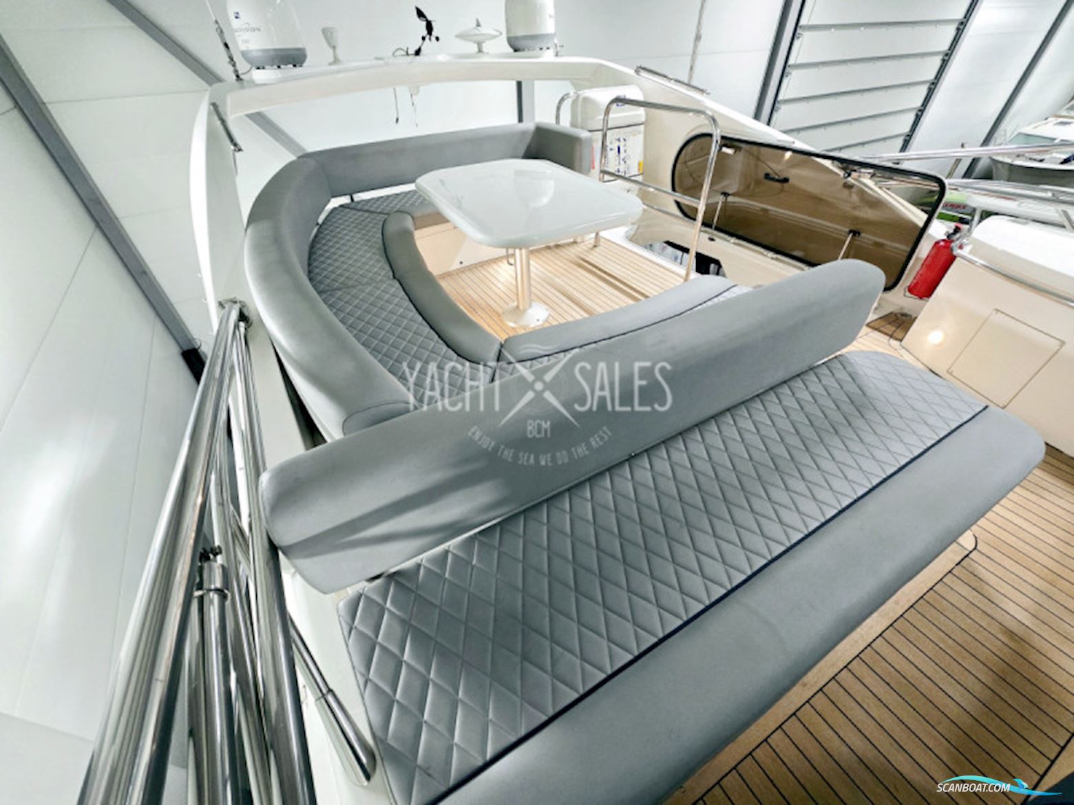 Sunseeker Manhattan 50 Fly
