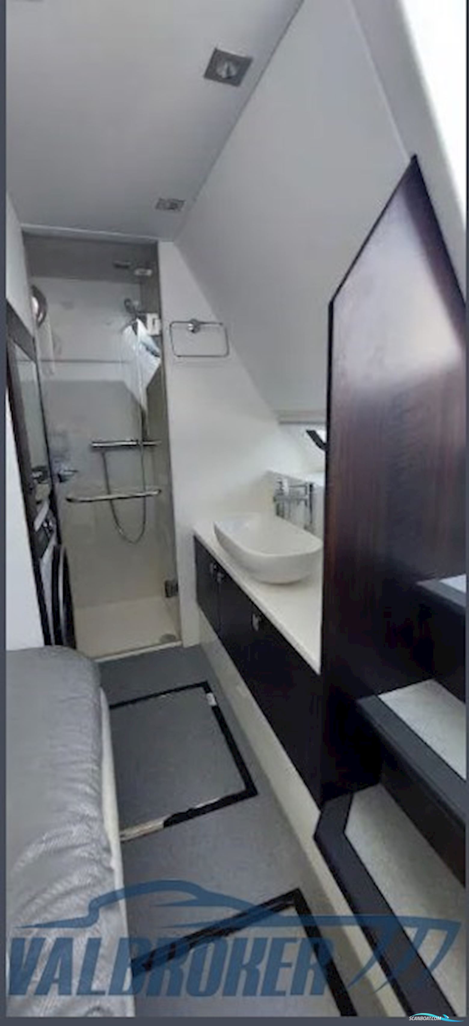 Sunseeker Manhattan 55