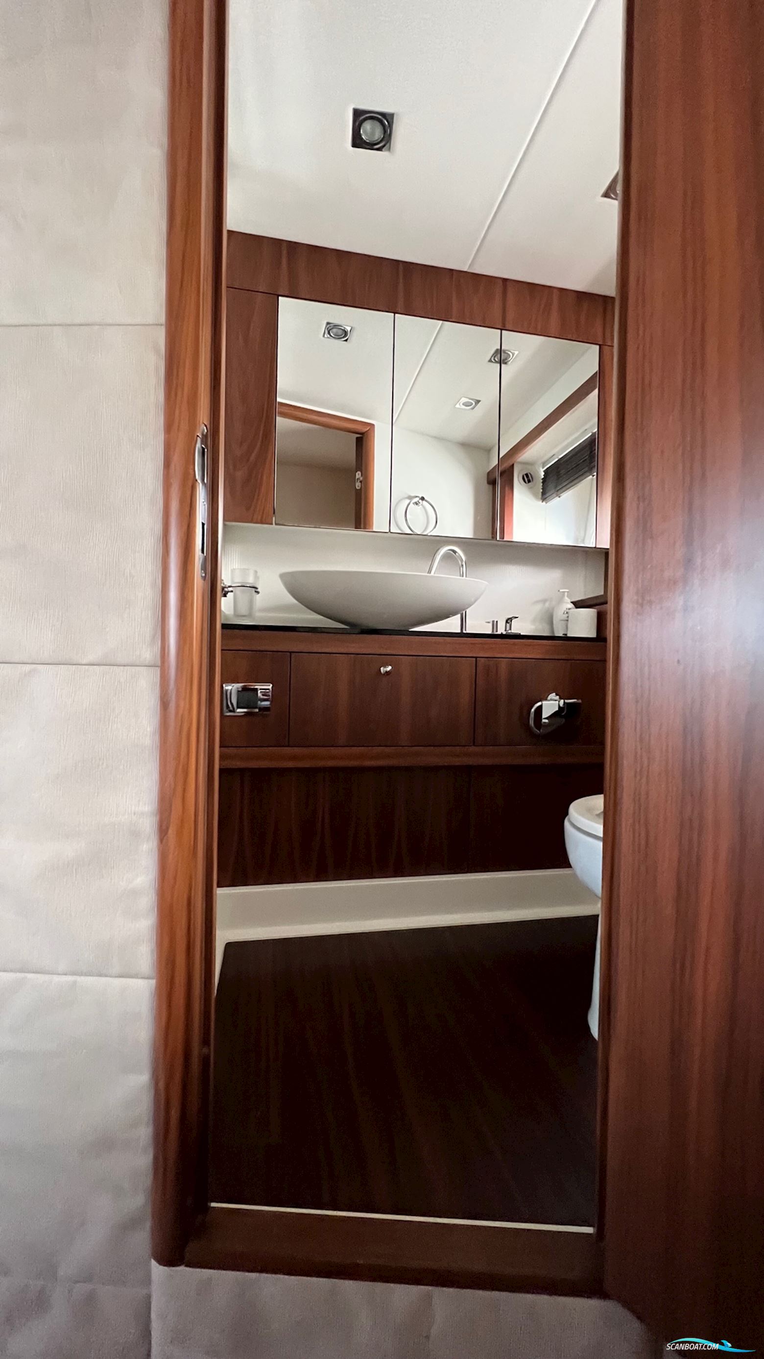 Sunseeker Manhattan 60