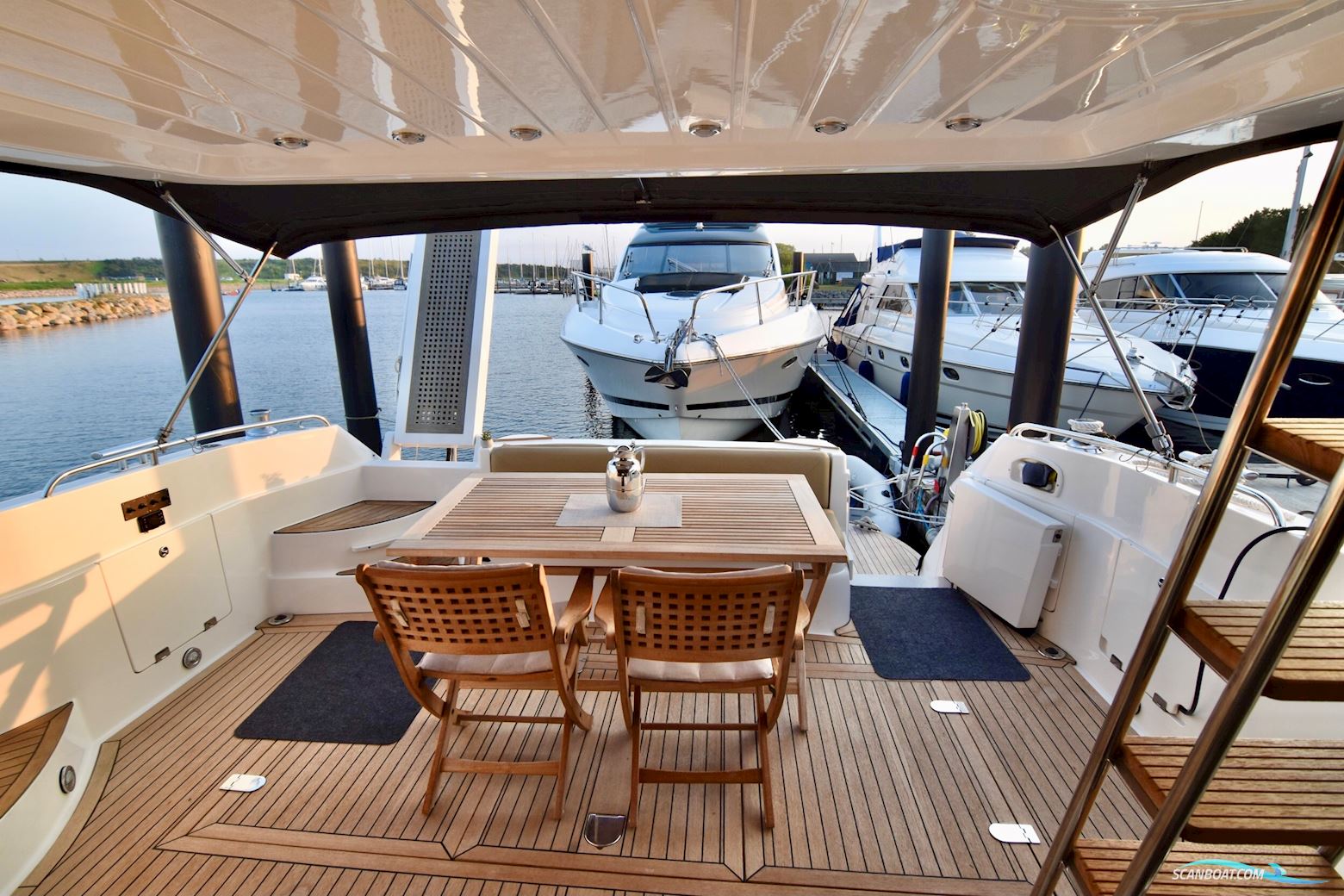 Sunseeker Manhattan 62