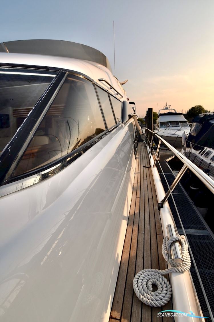 Sunseeker Manhattan 62