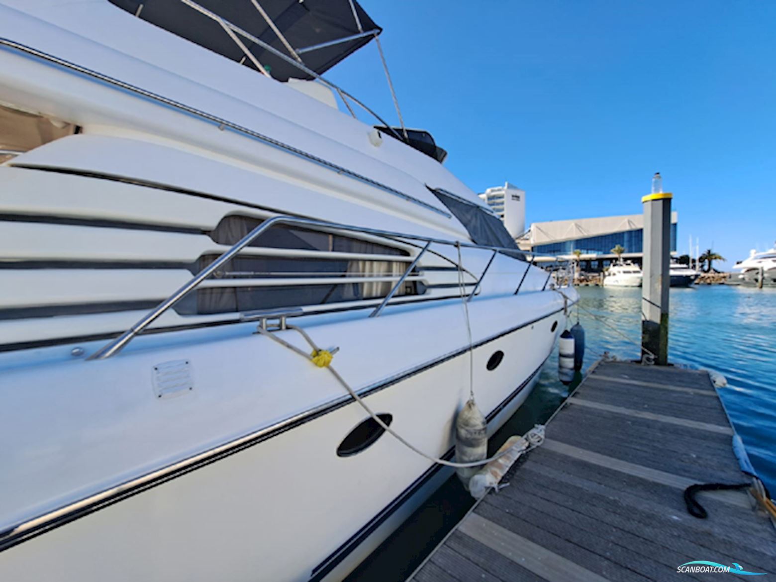 Sunseeker Manhattan 62