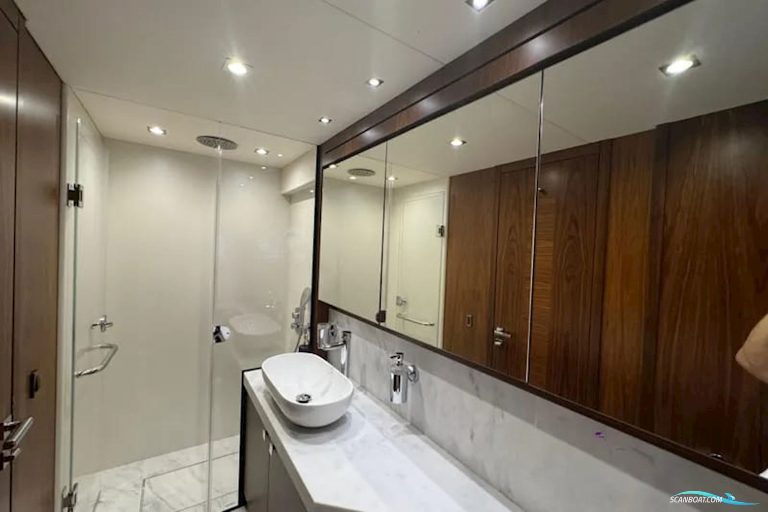 Sunseeker Manhattan 66