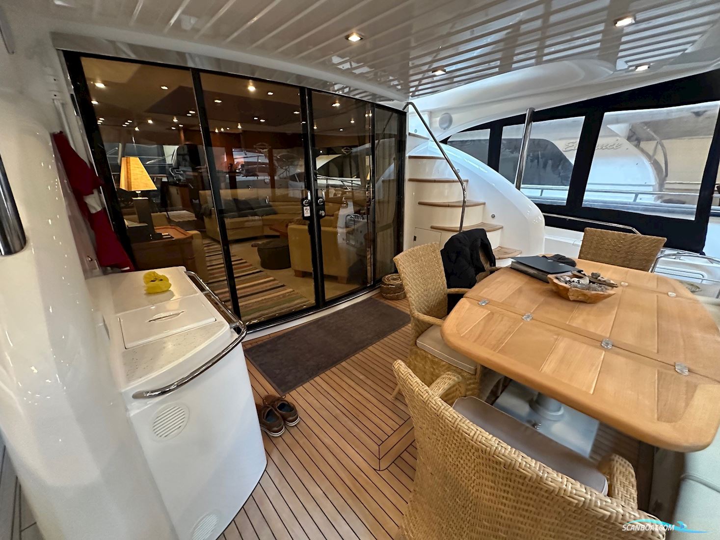 Sunseeker Manhattan 70