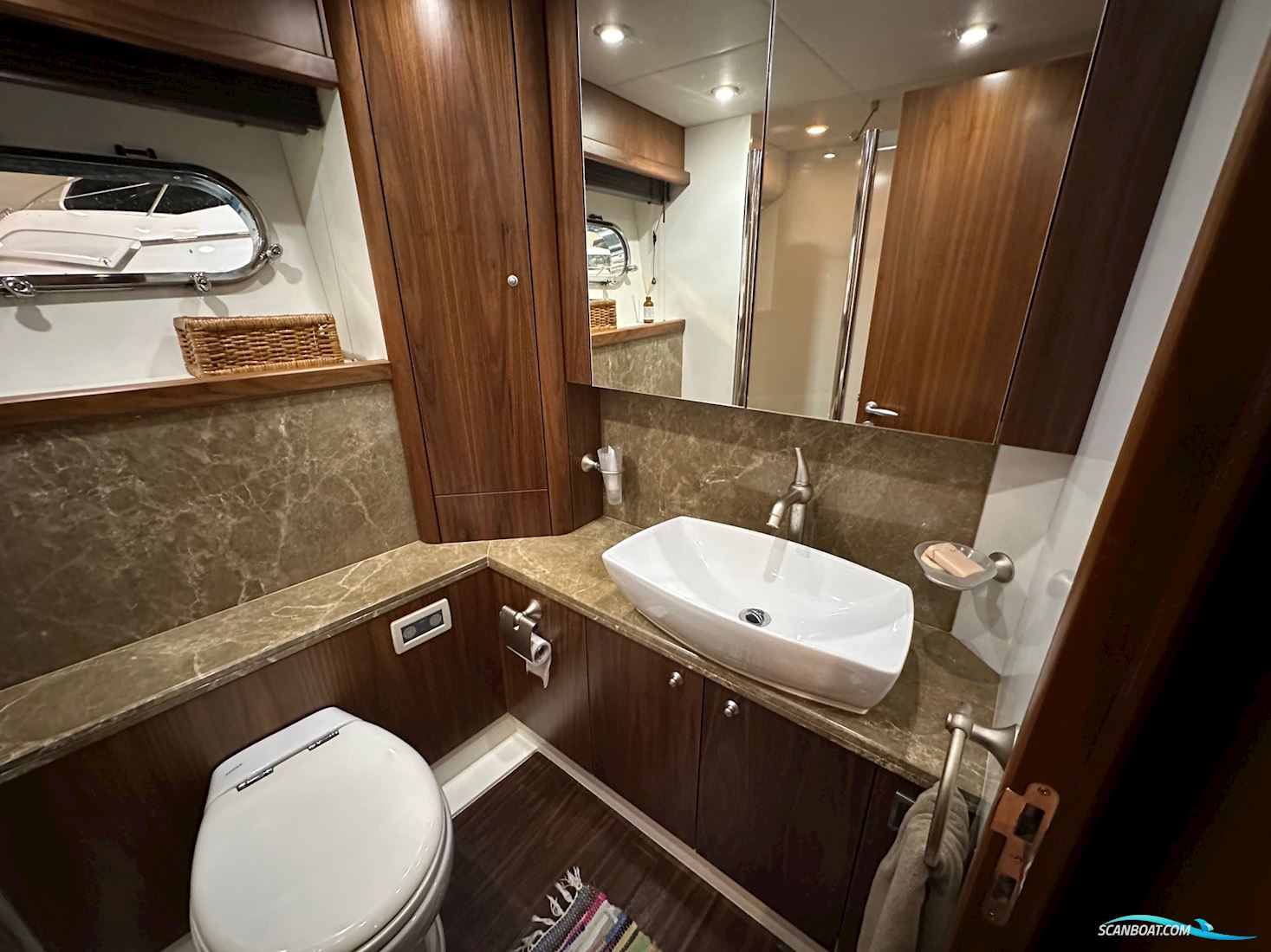 Sunseeker Manhattan 70