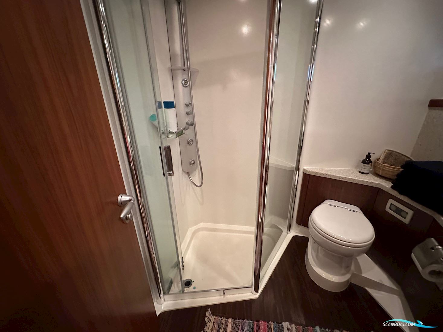 Sunseeker Manhattan 70