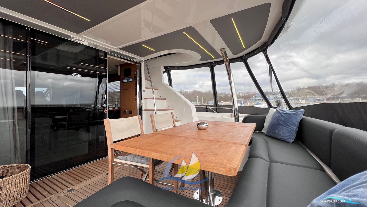 Sunseeker Manhattan 73 Custom made- Stabi