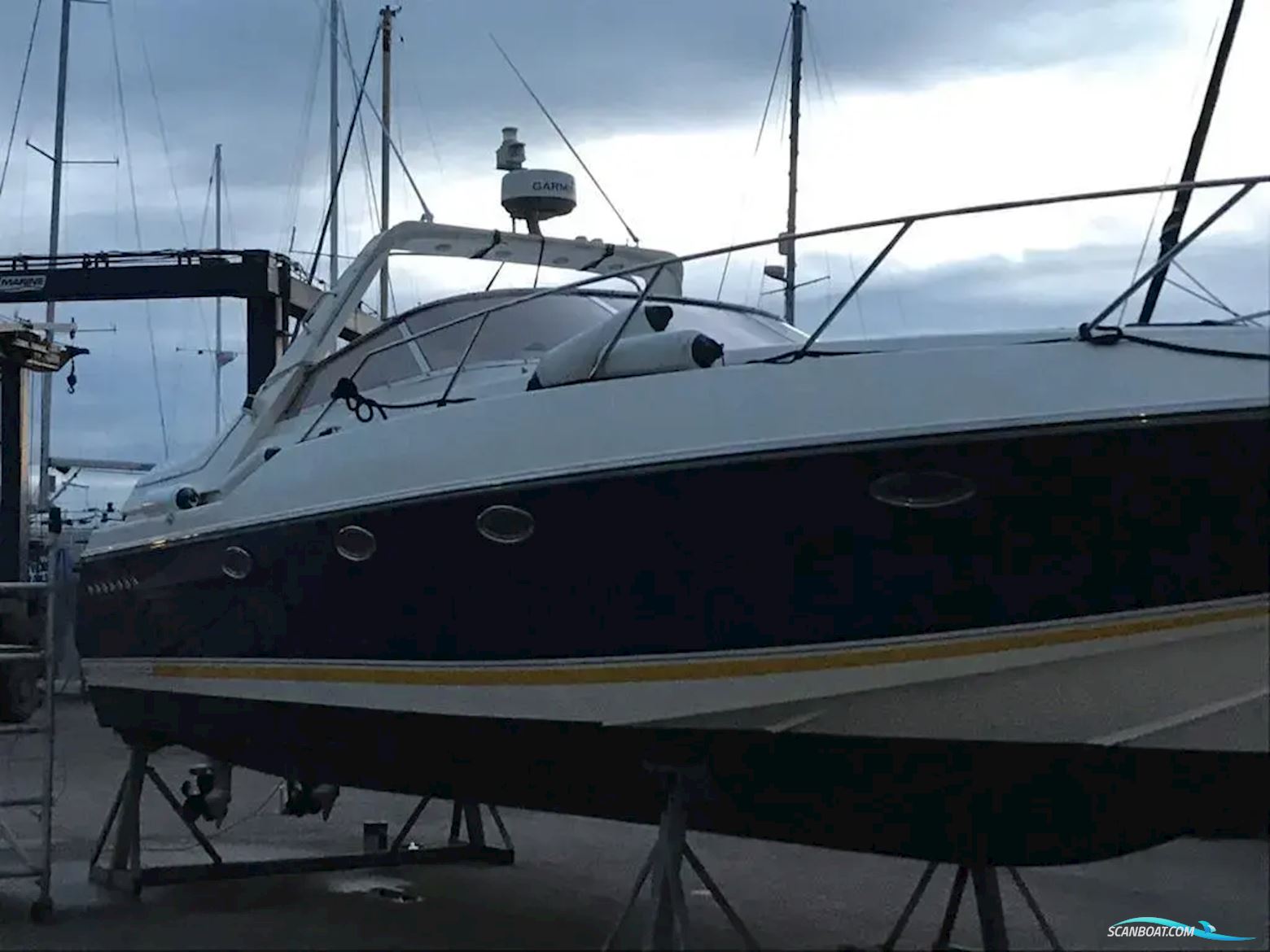 Sunseeker Martinique 38