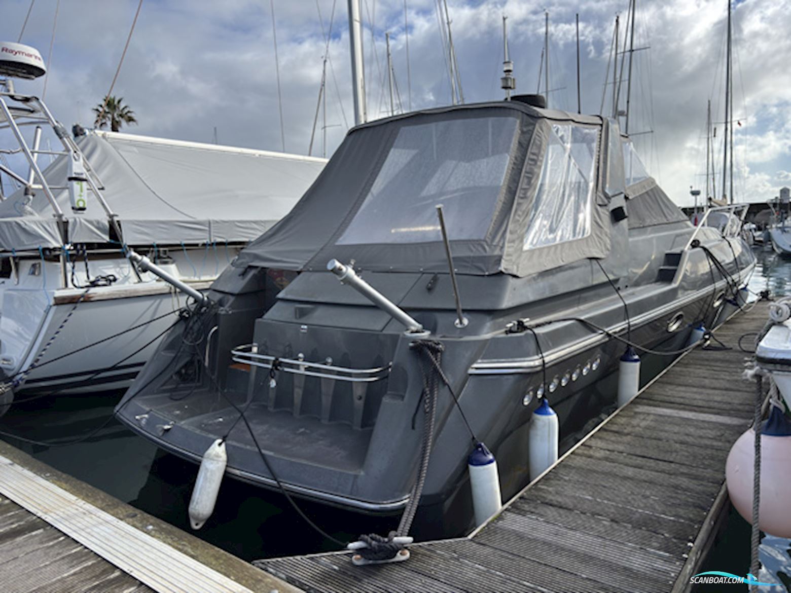 Sunseeker Martinique 38