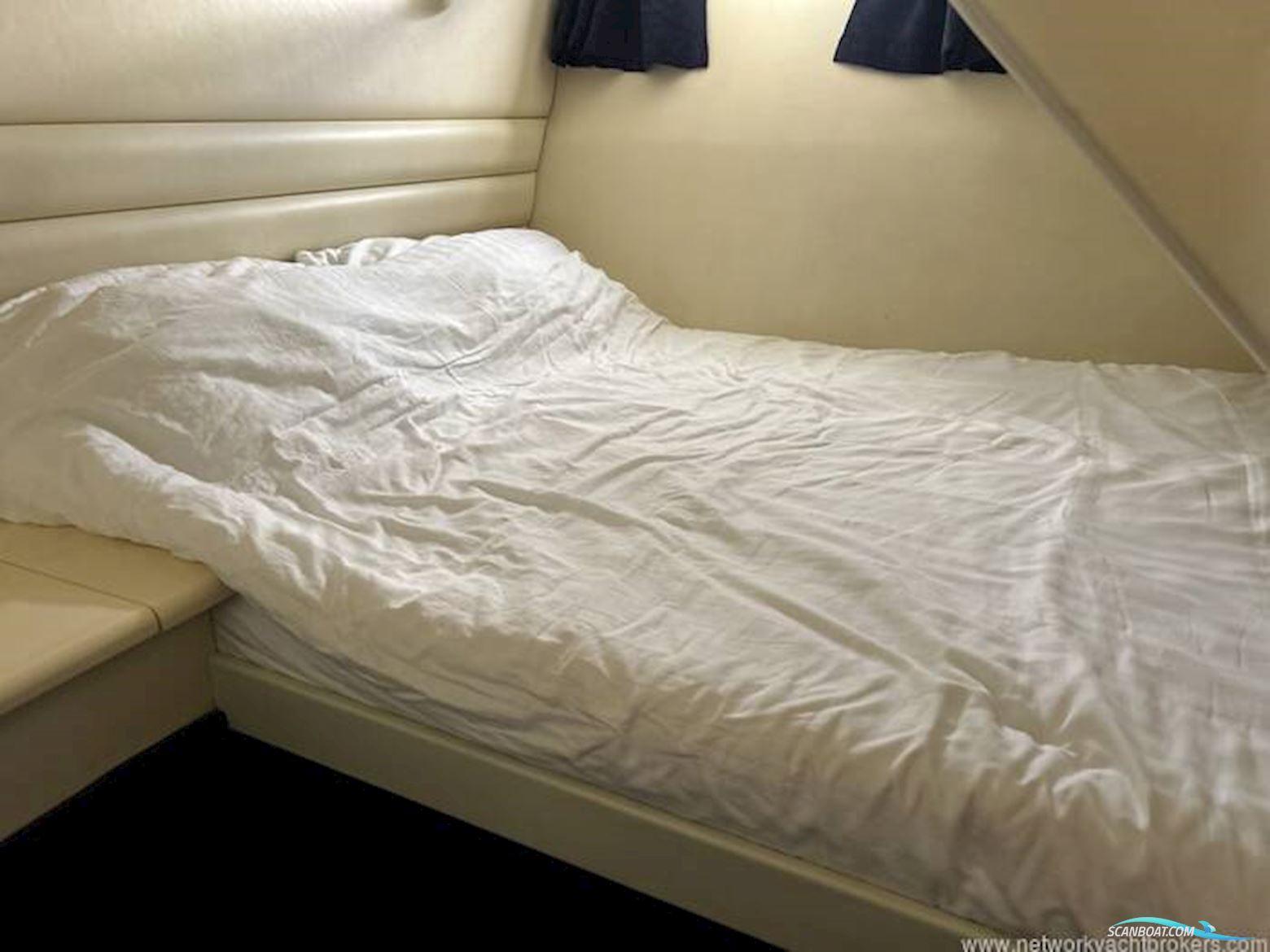 Sunseeker Mystique 42