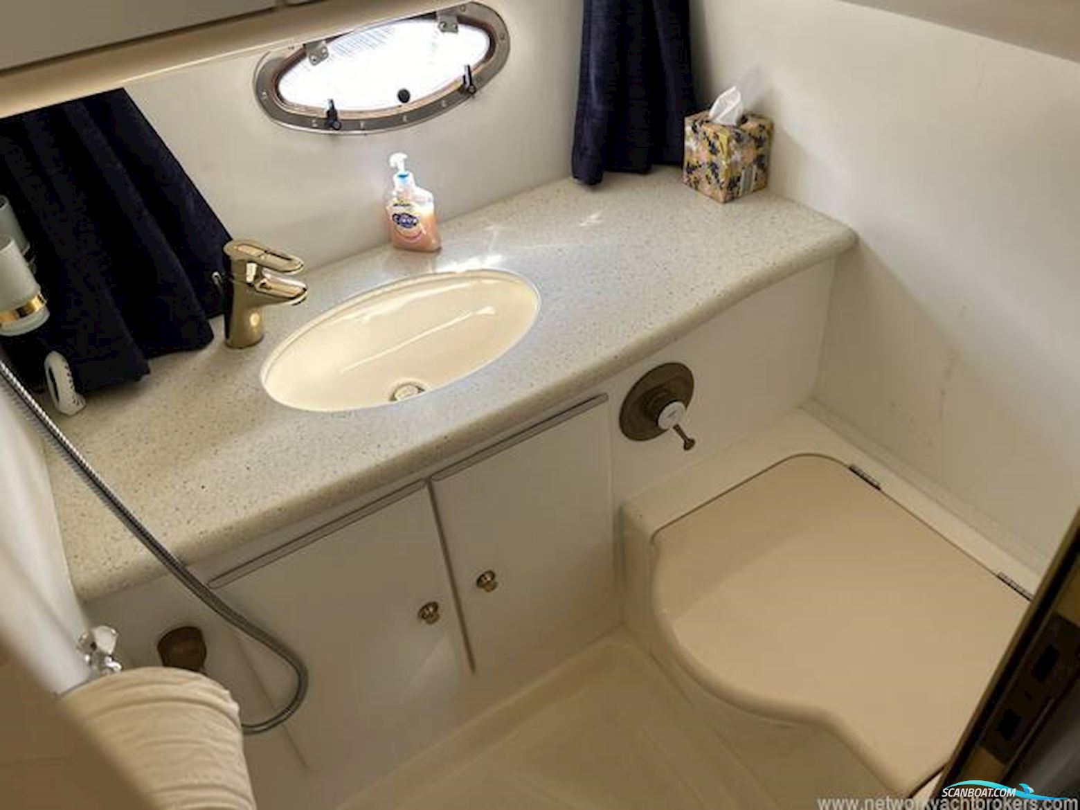 Sunseeker Mystique 42