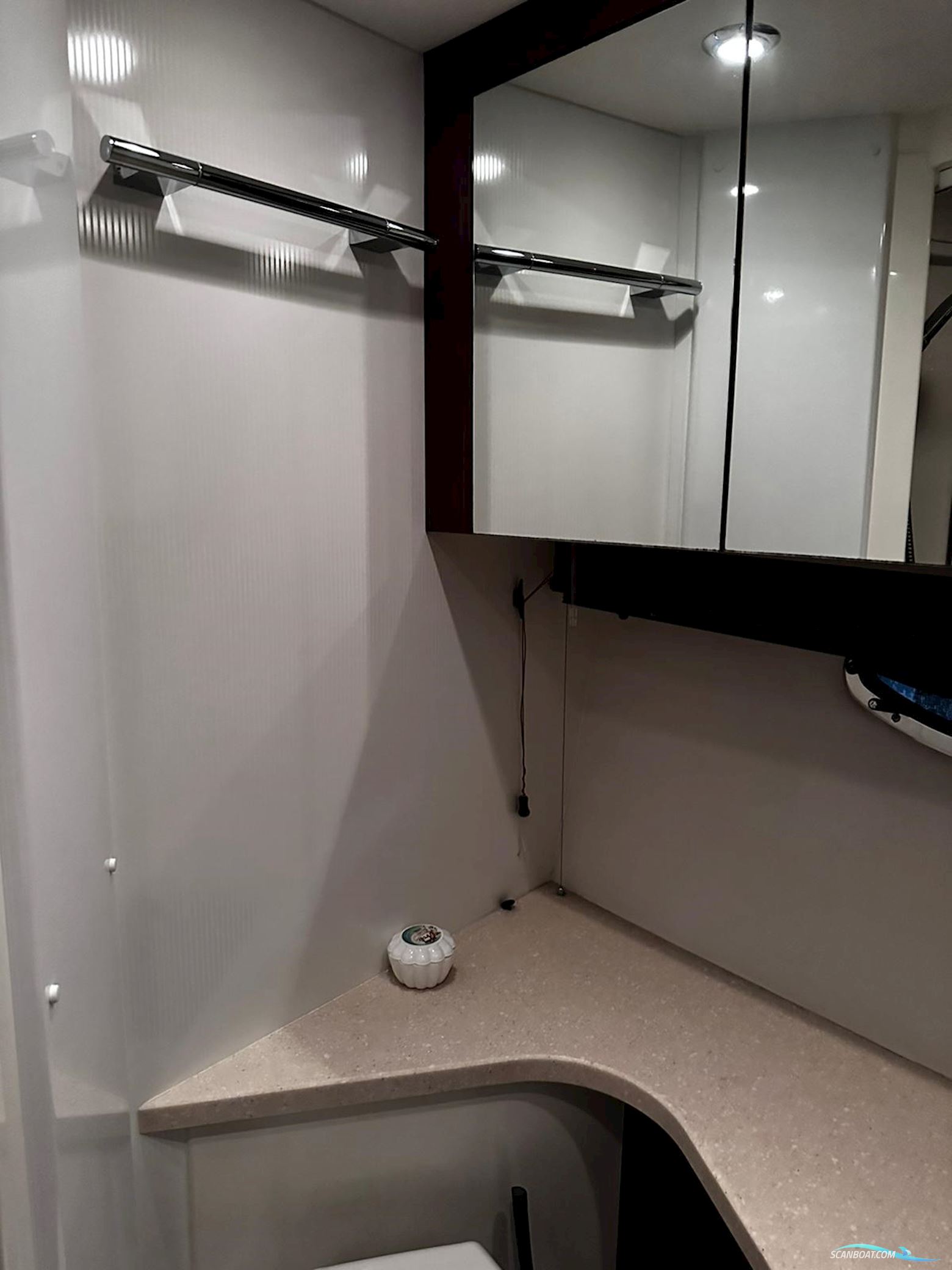 Sunseeker Portofino 47