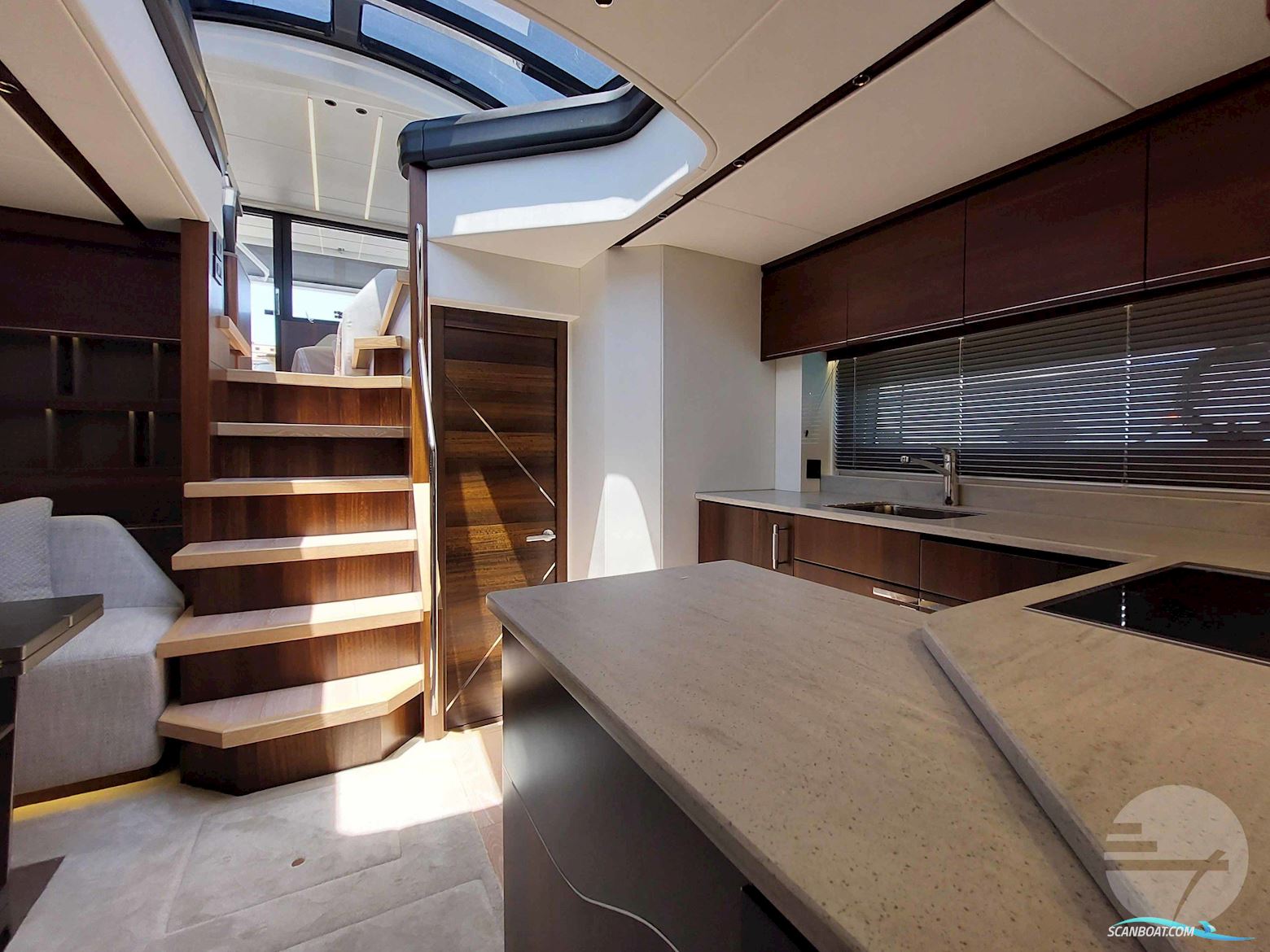 Sunseeker Predator 55 Evo