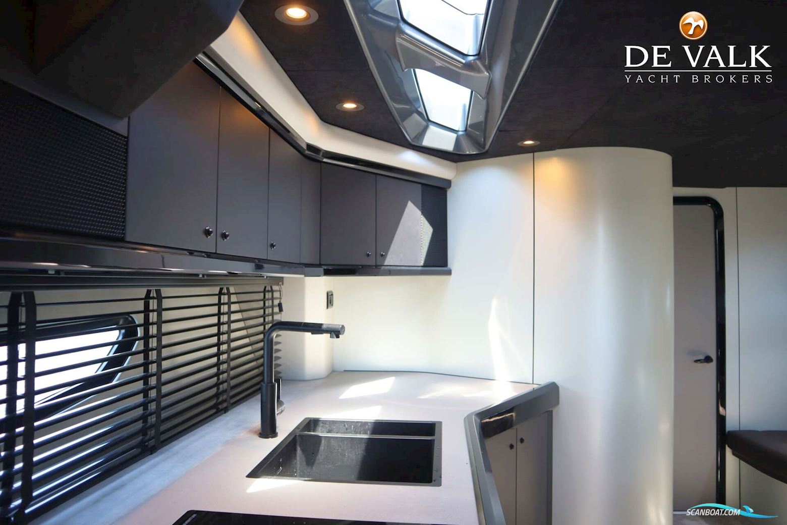 Sunseeker Predator 56