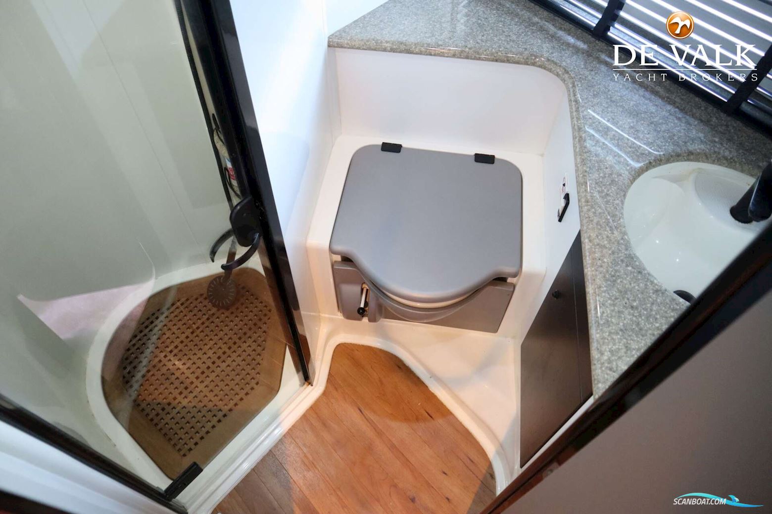 Sunseeker Predator 56