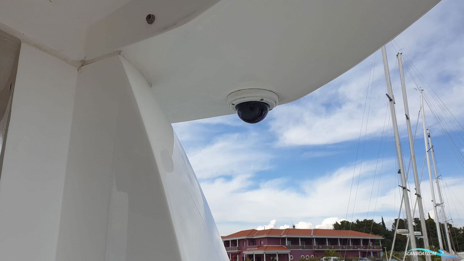 Sunseeker Predator 62