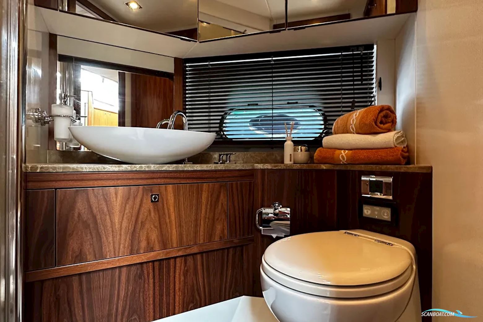 Sunseeker Predator 64