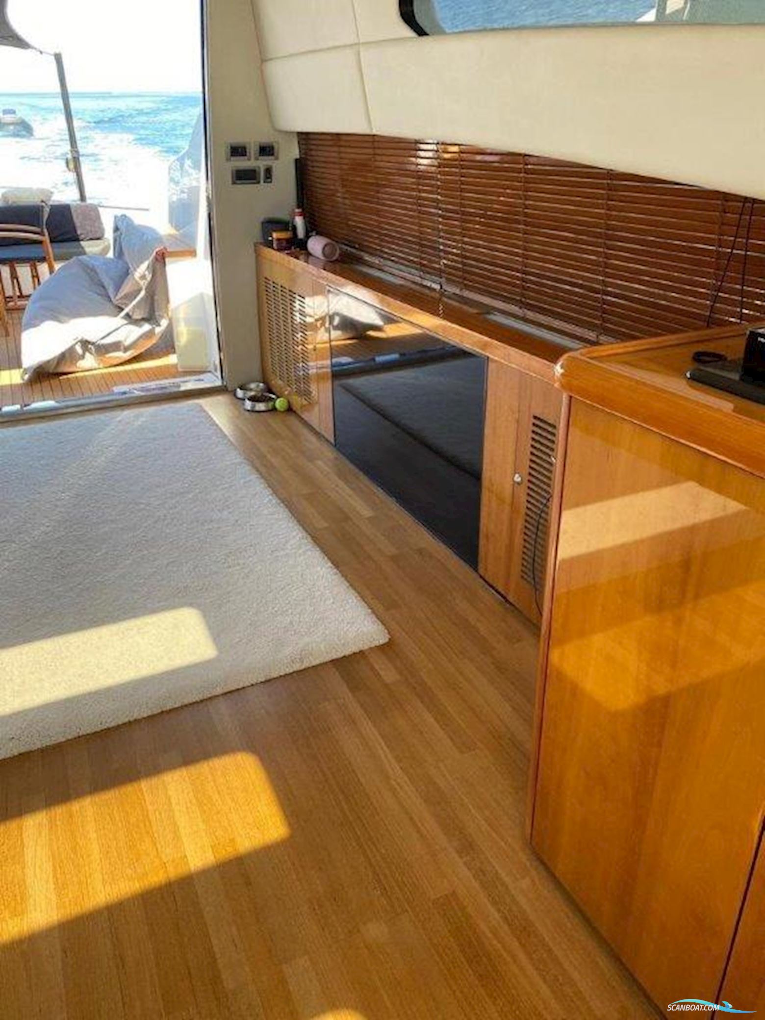 Sunseeker Predator 72