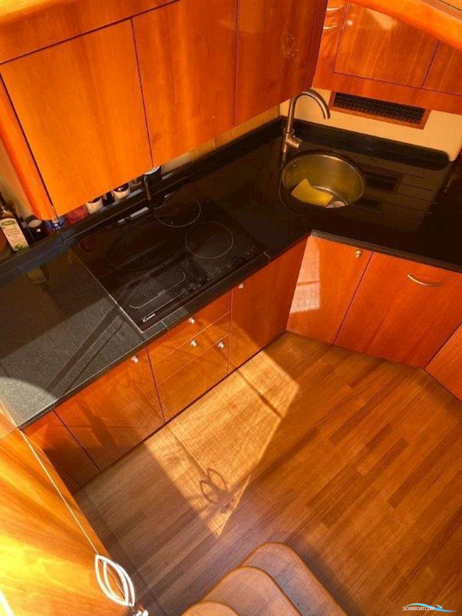 Sunseeker Predator 72