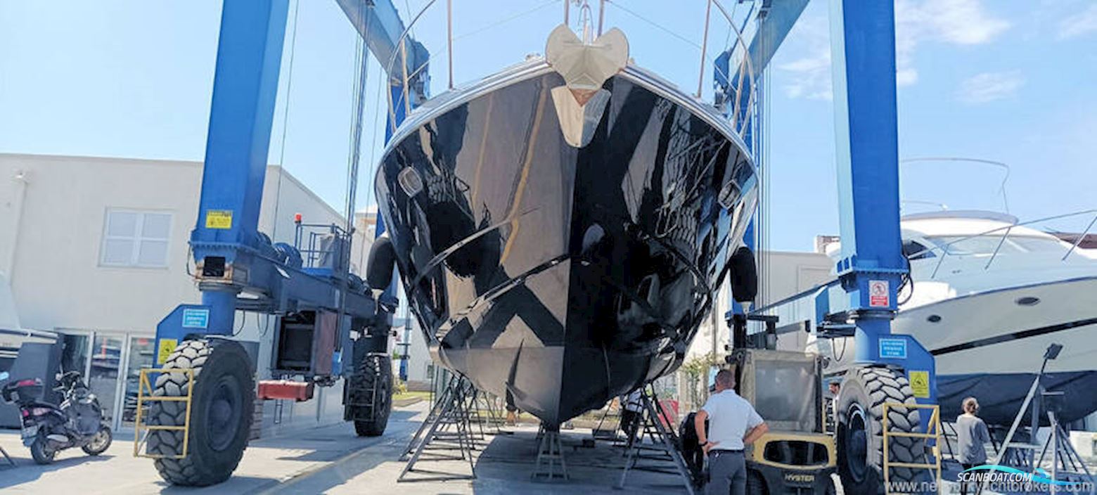 Sunseeker Predator 74