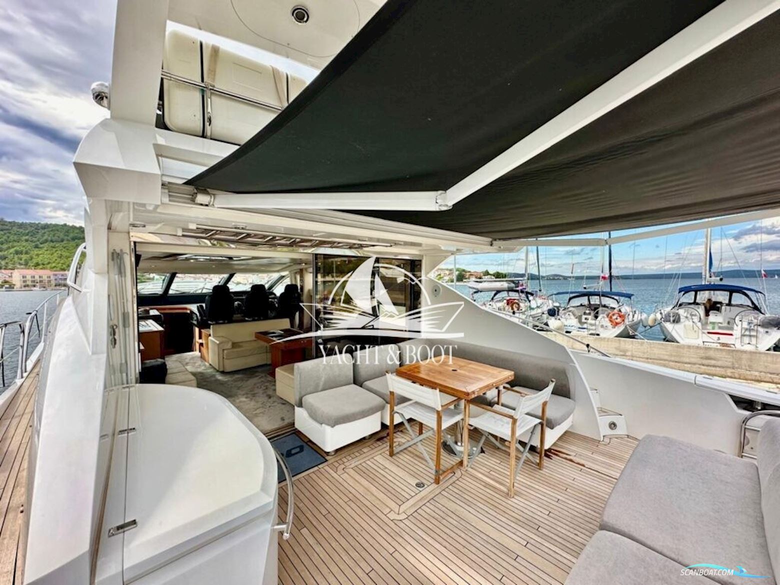 Sunseeker Predator 74 Sports Fly