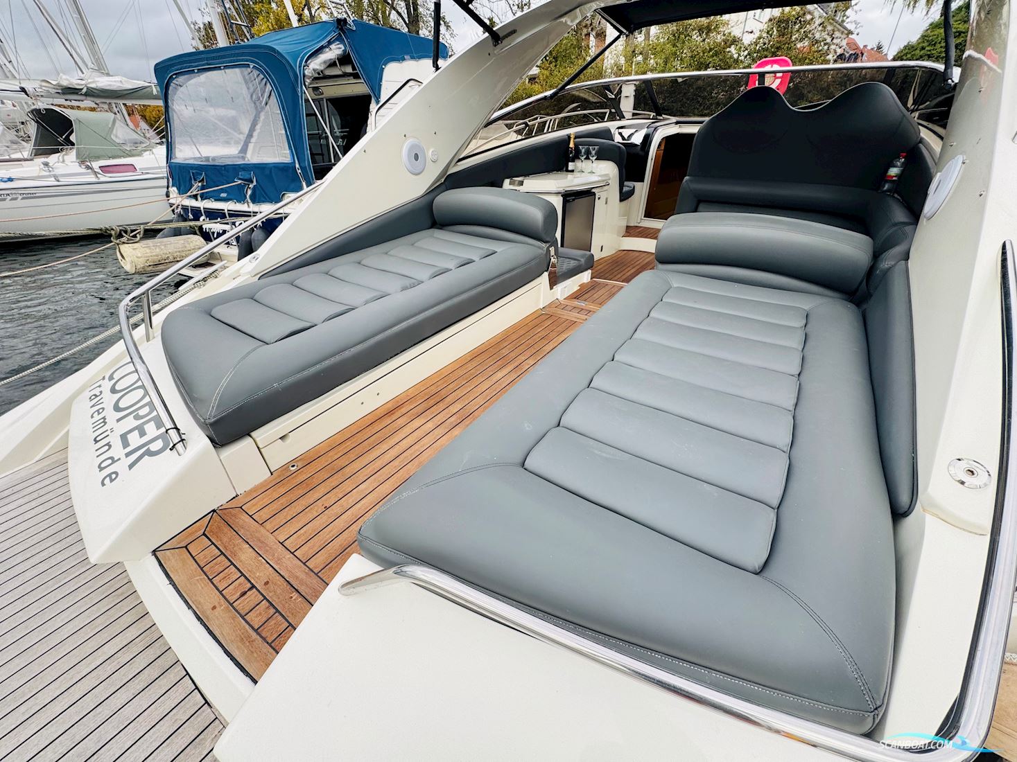 Sunseeker Superhawk 43