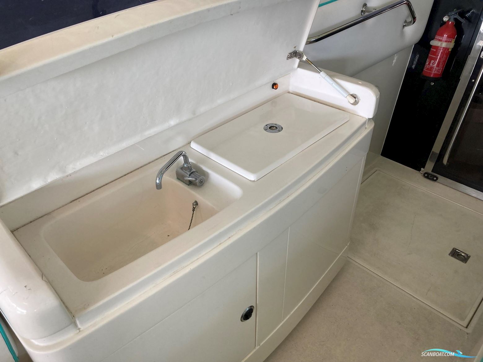 Sunseeker Thunderhawk 43