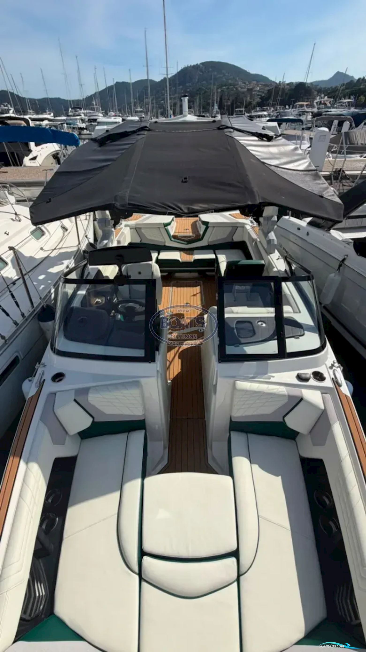 Super Air Nautique G23