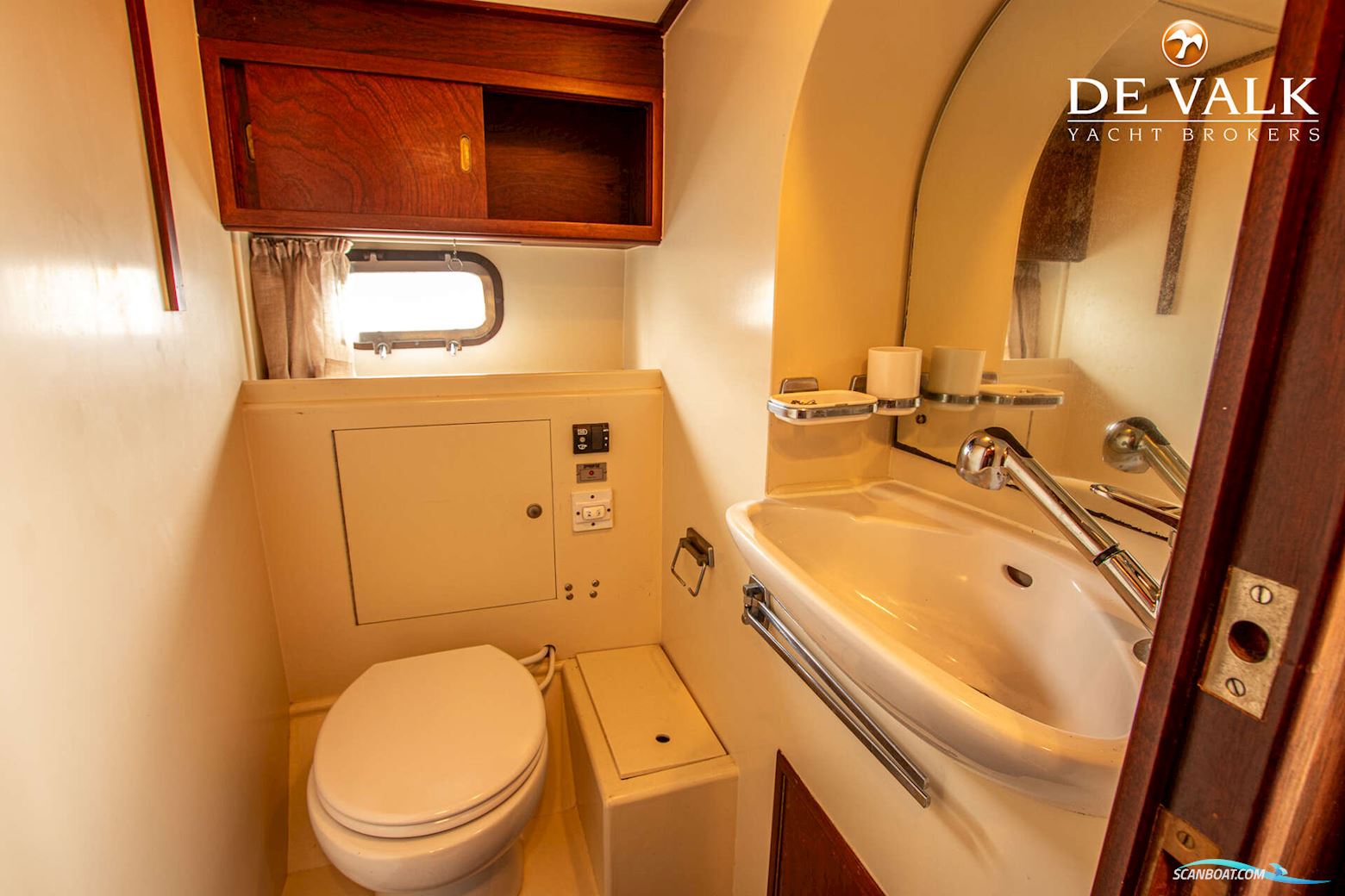 Super Van Craft 1160