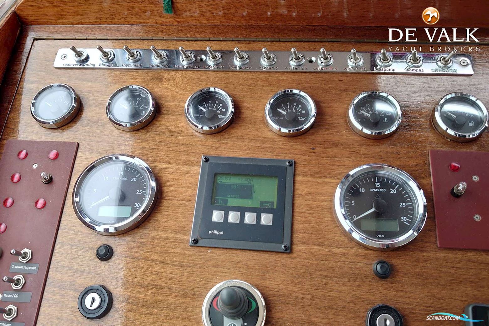 Super Van Craft 1320