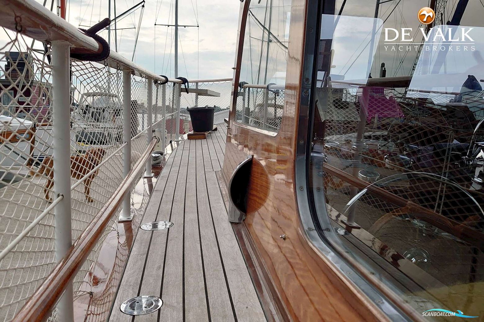 Super Van Craft 1320