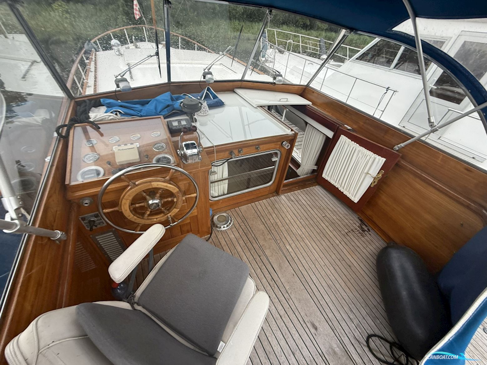 Super Van Craft 1320