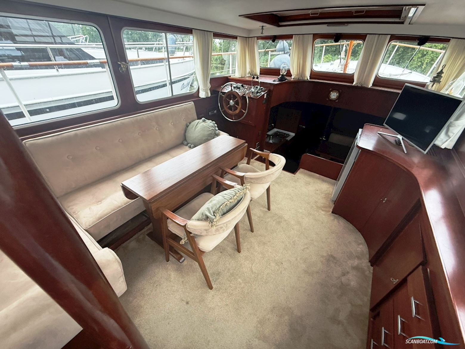 Super Van Craft 1320