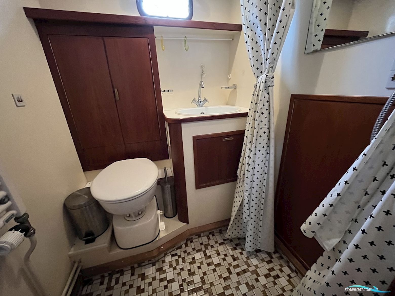 Super Van Craft 13.80