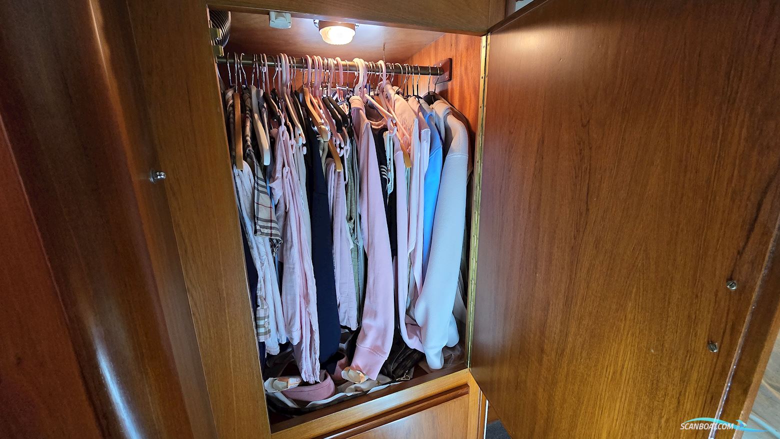 Super Van Craft 13.80