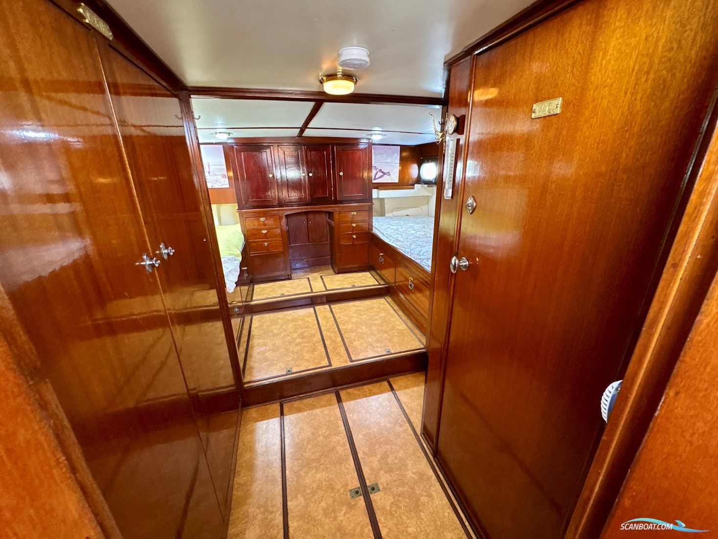 Super Van Craft 13.80