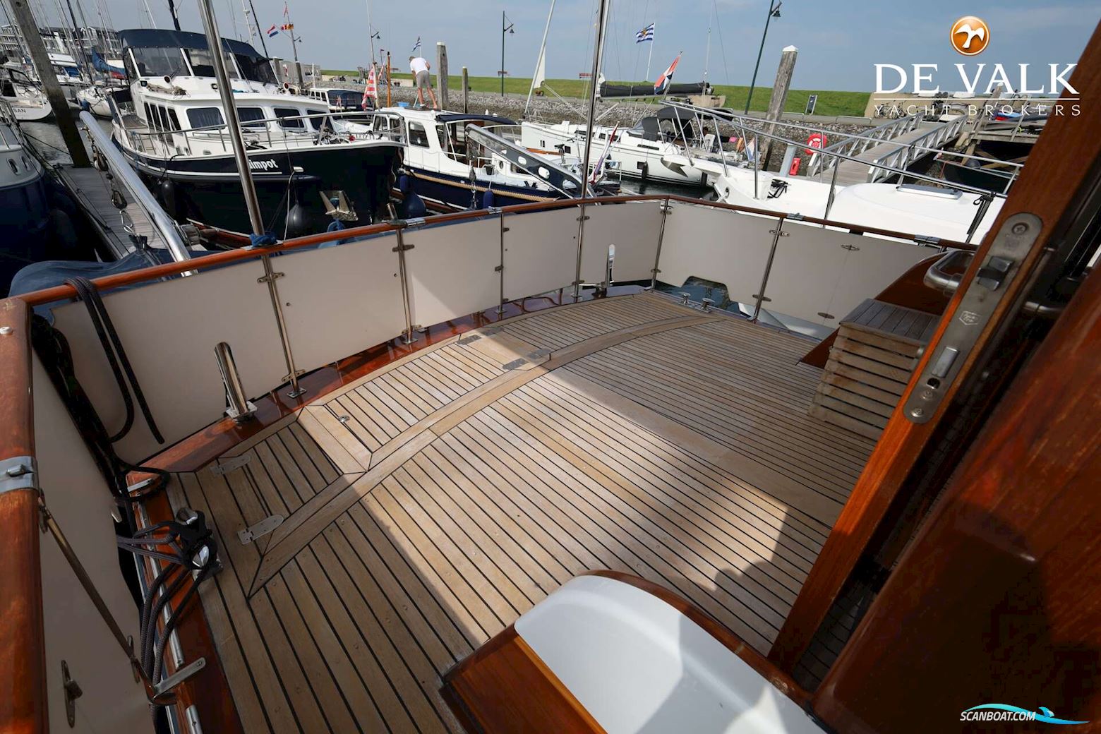 Super Van Craft 1570