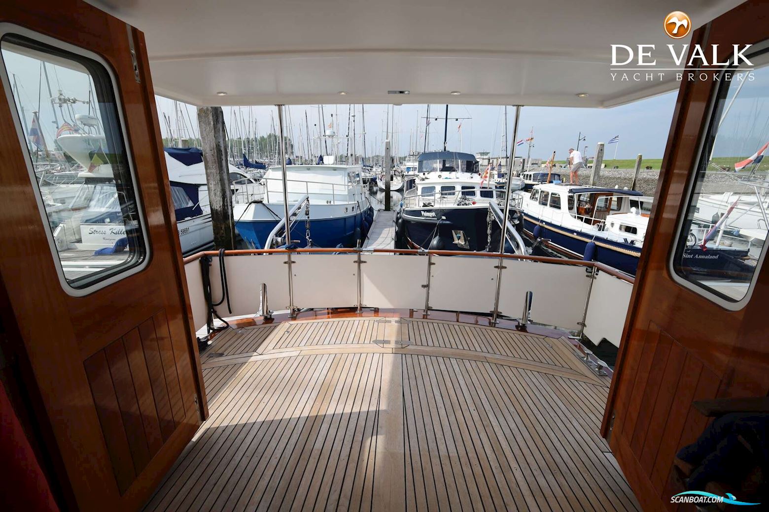 Super Van Craft 1570