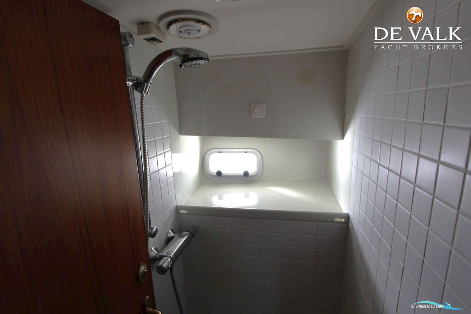 Super Van Craft 1570