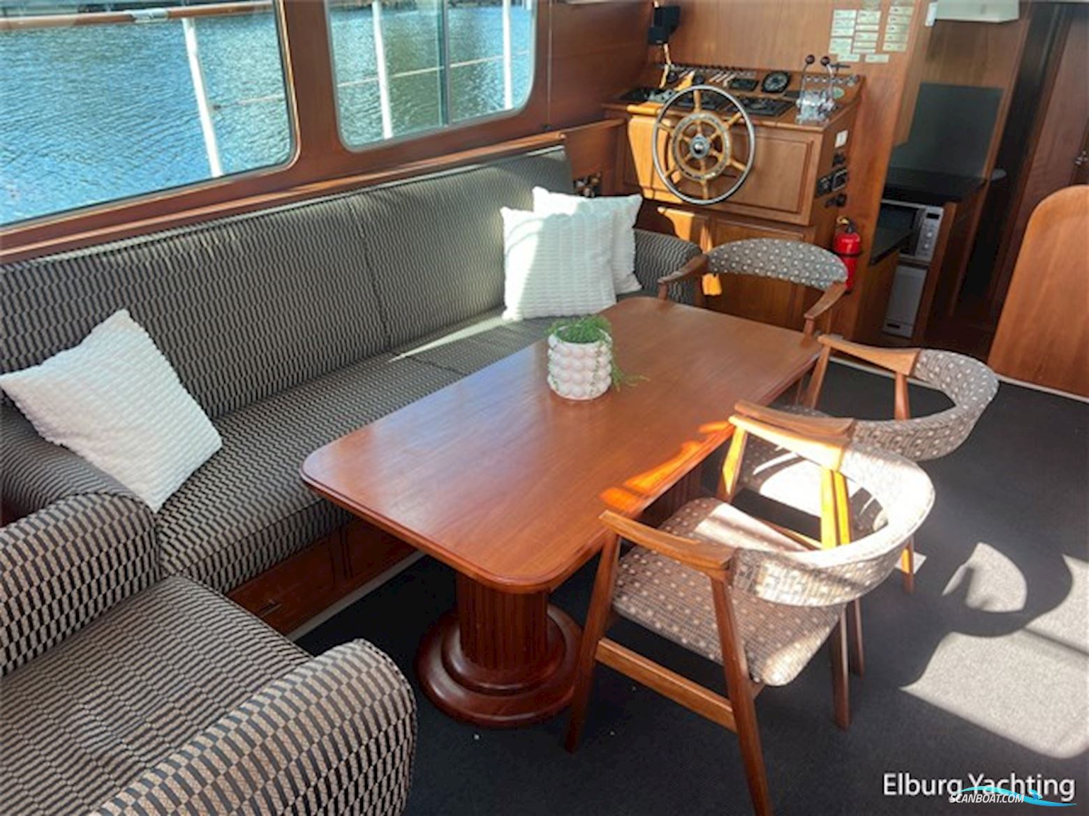 Super Van Craft 16.20