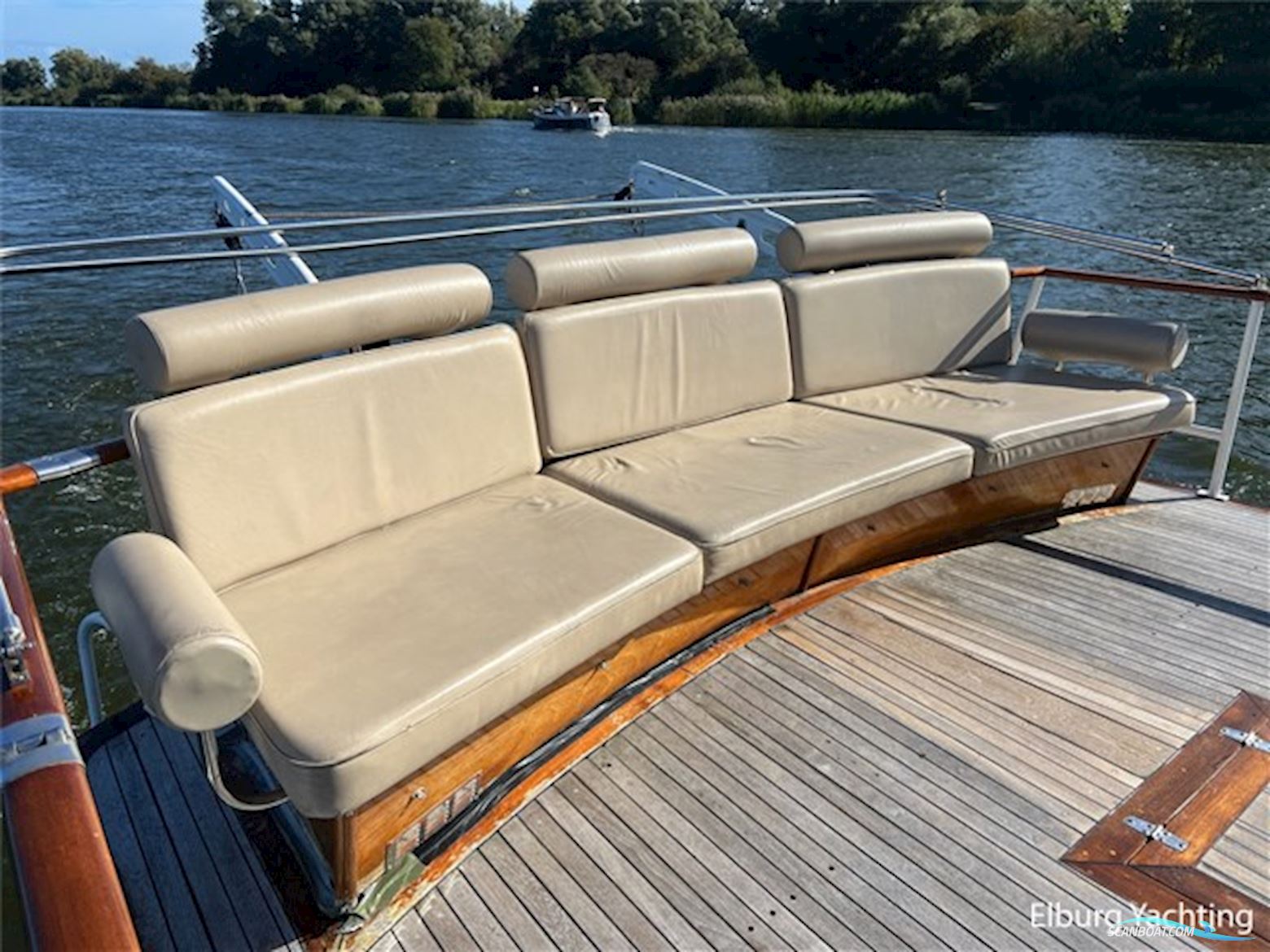 Super Van Craft 16.20